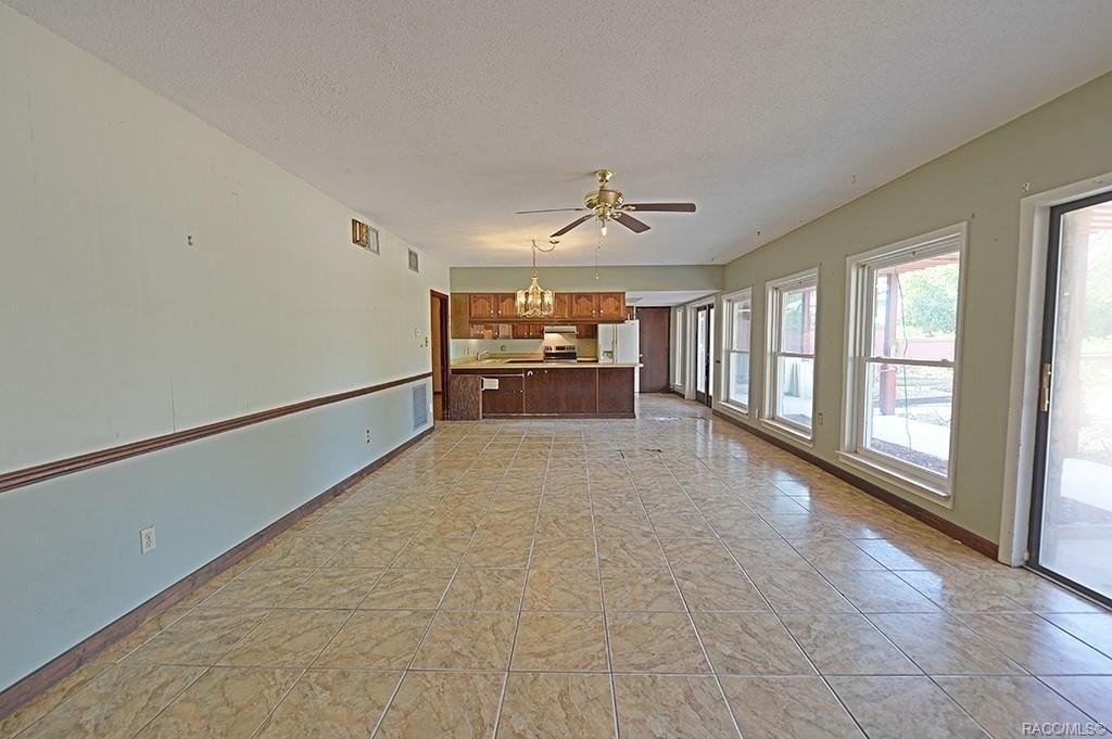 E Tenison St, Inverness, FL 34452
