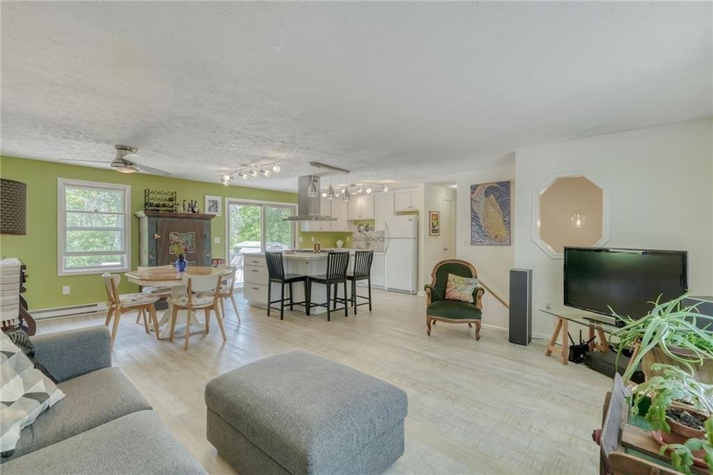Apple Hollow Ln, Hamlin, NY 14464