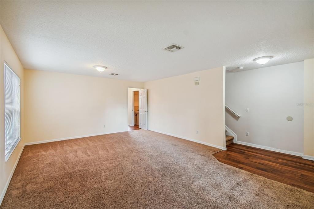 Ocklawaha Dr, Orlando, FL 32828