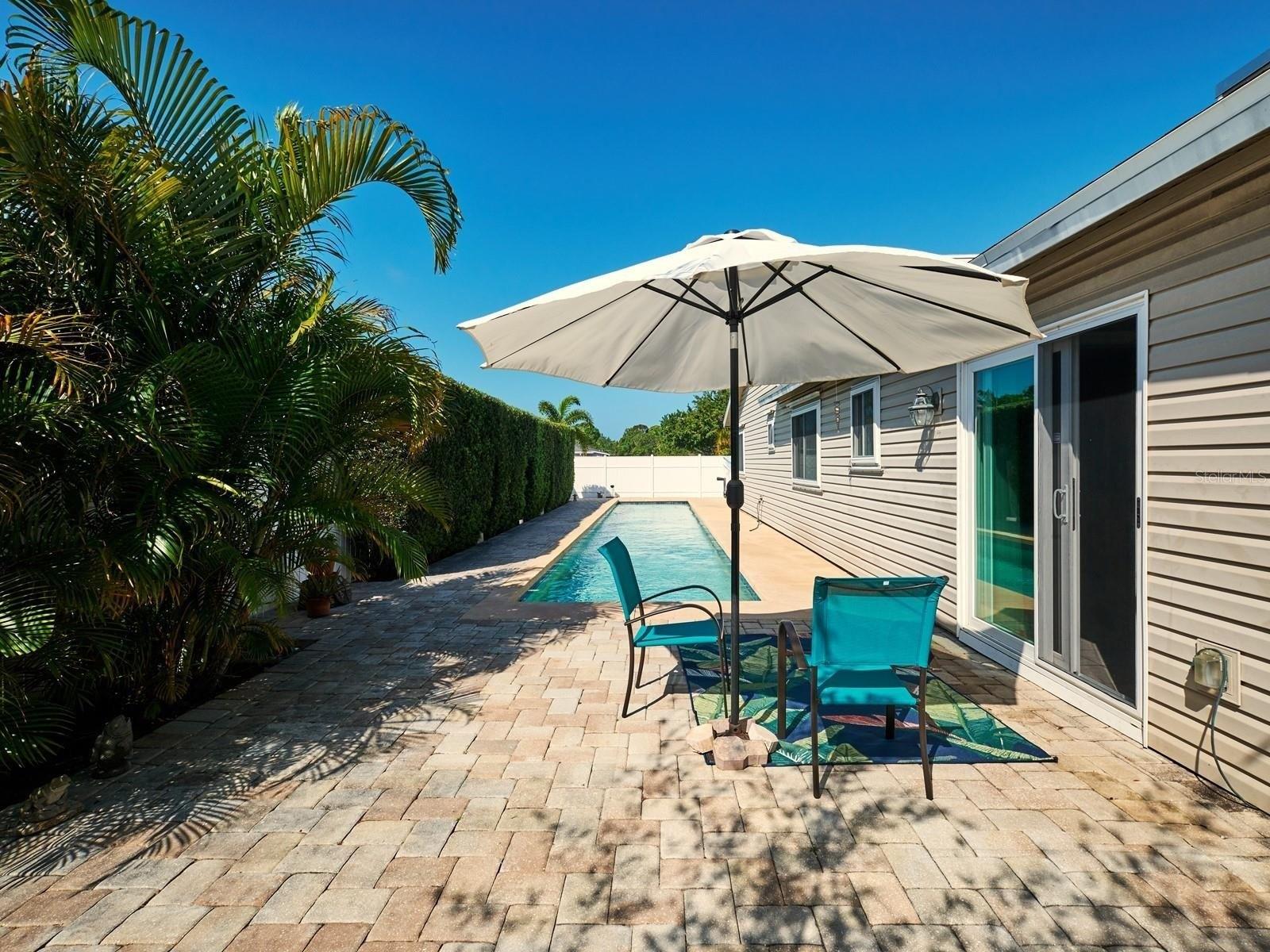 Mcarthur Ave, Sarasota, FL 34243