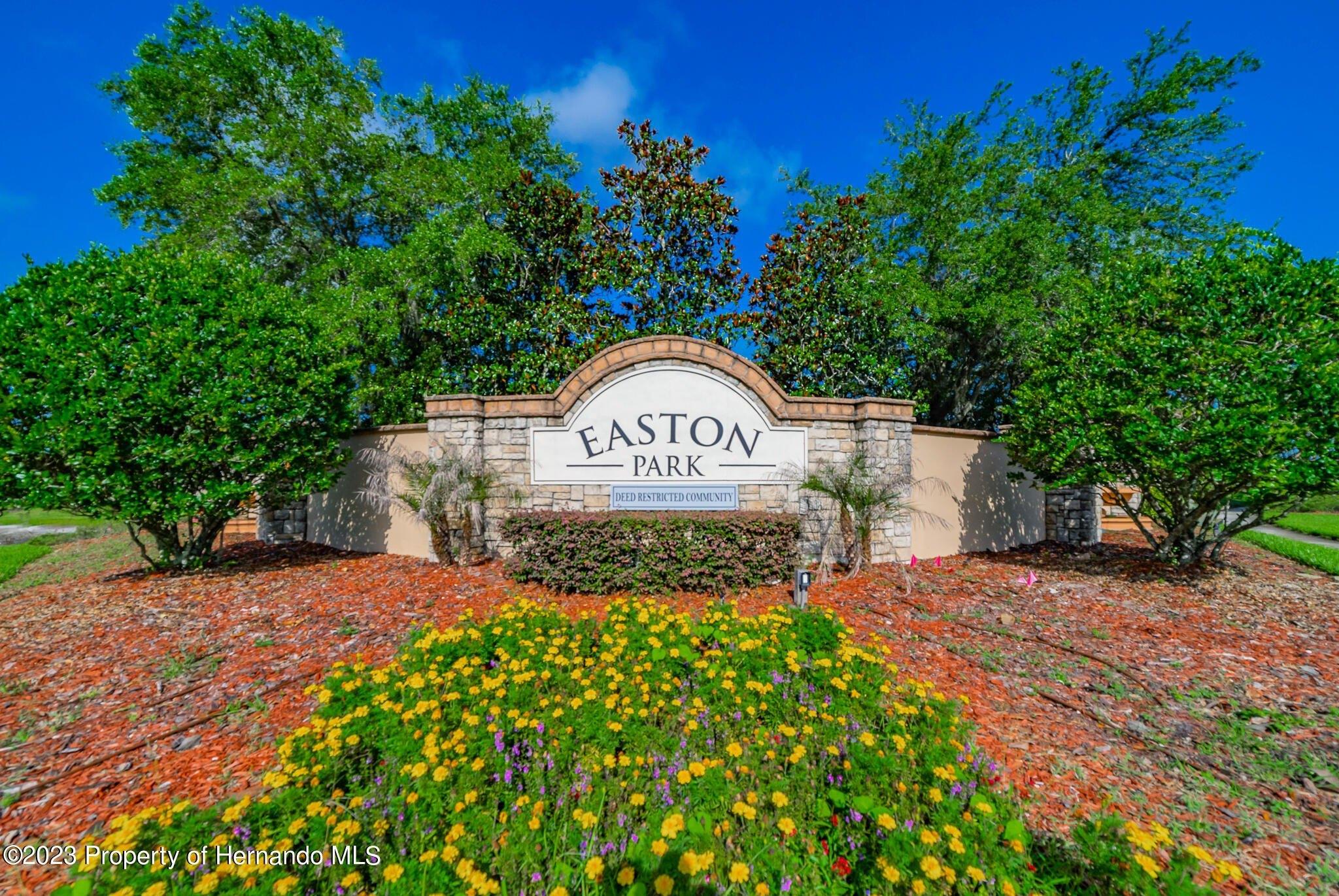 Pictorial Park Dr, Tampa, FL 33647