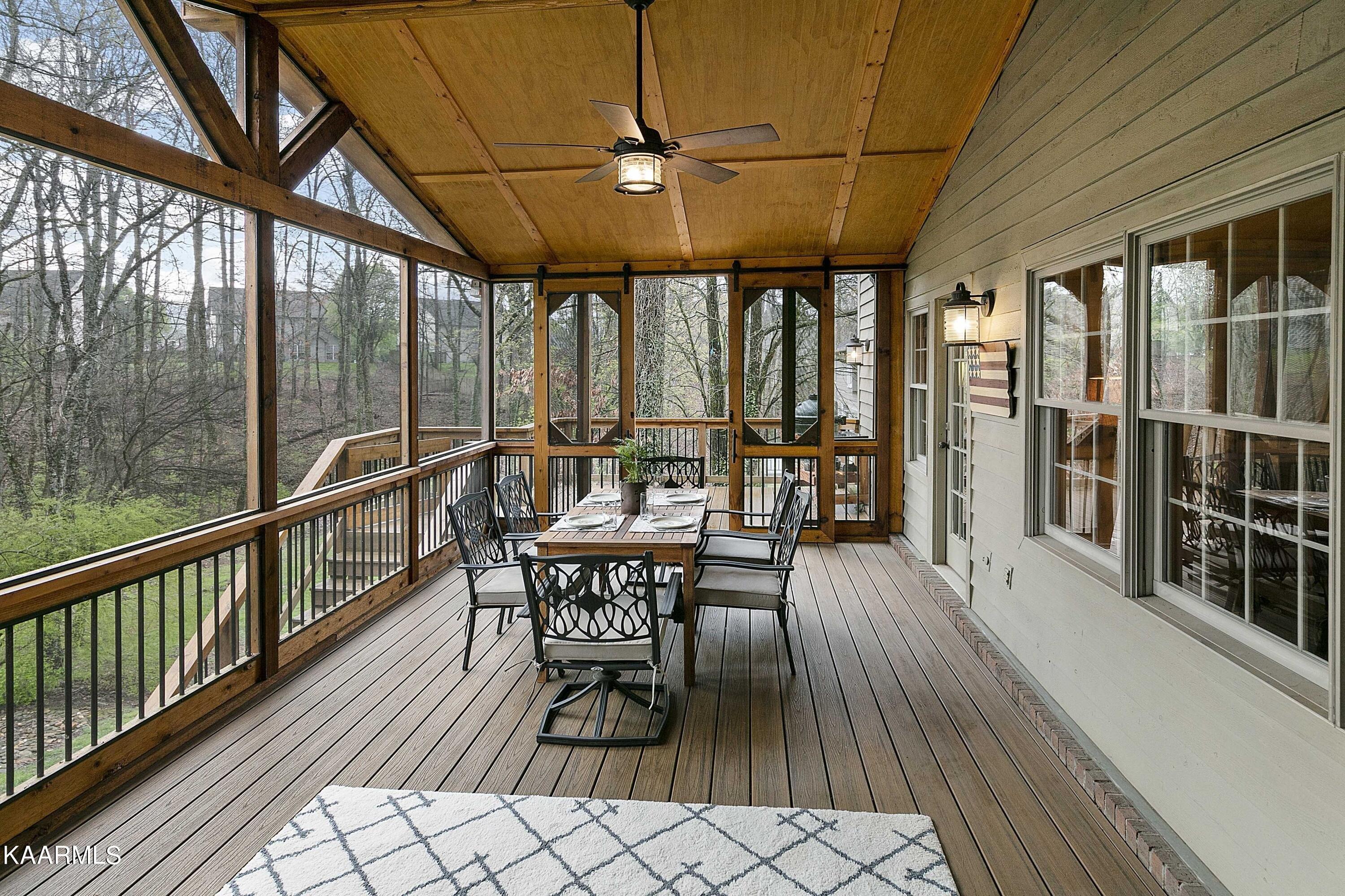Barbee Ln, Knoxville, TN 37923
