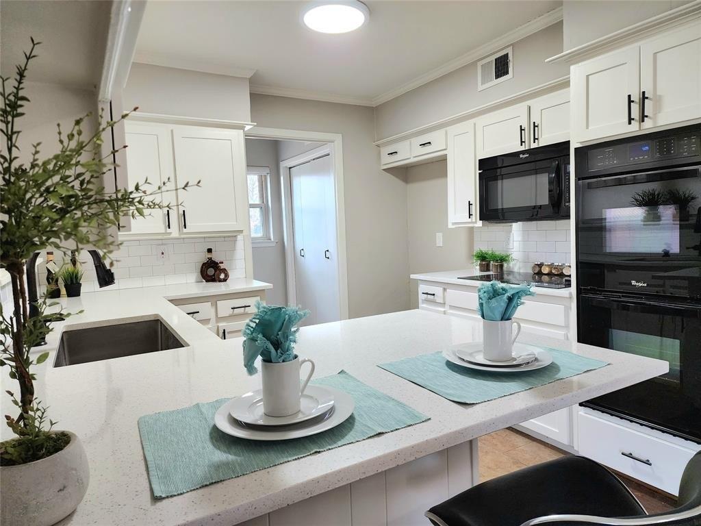 Greenhaven Dr, Richardson, TX 75080