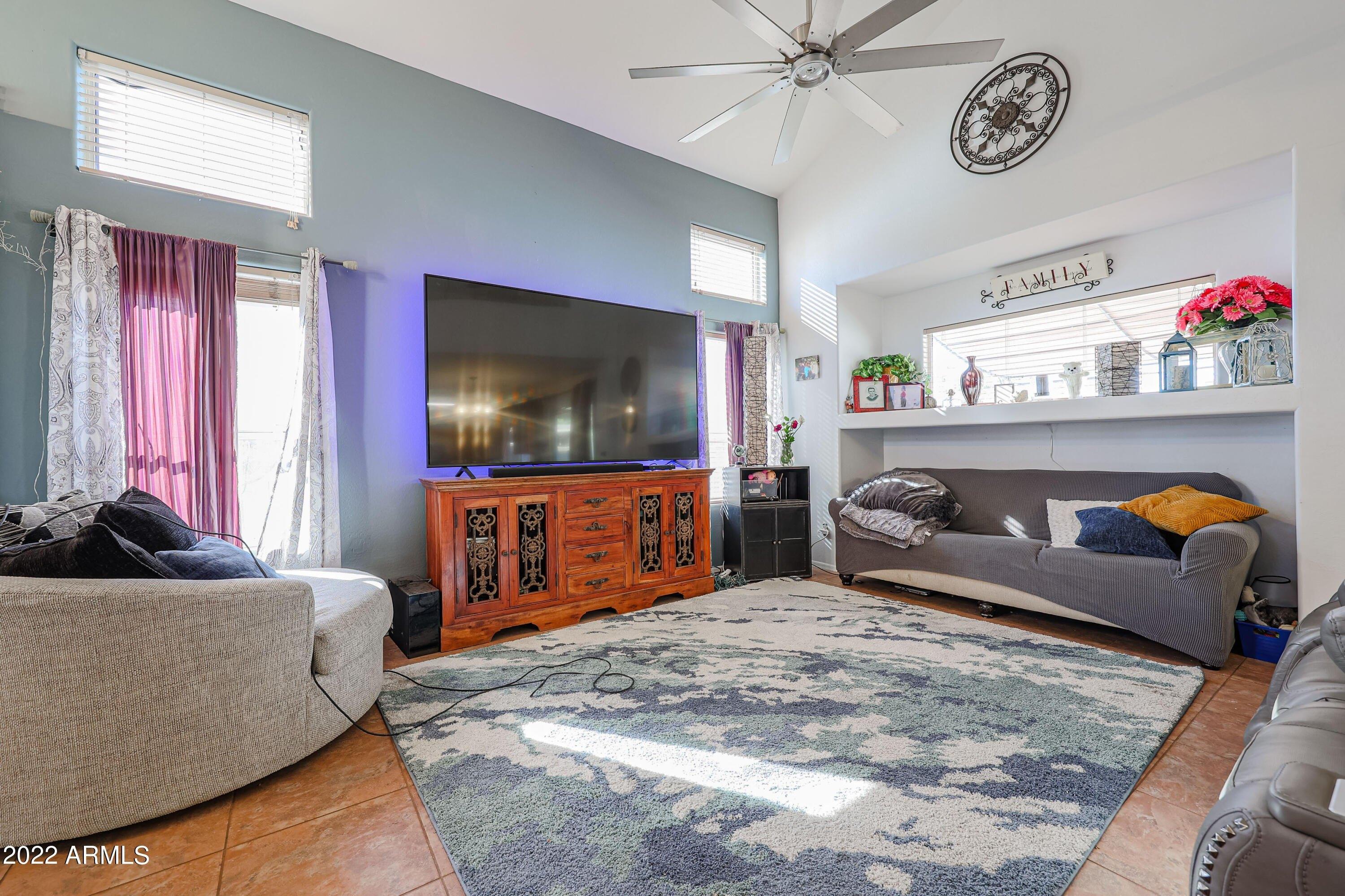 E Brooks St, Gilbert, AZ 85296