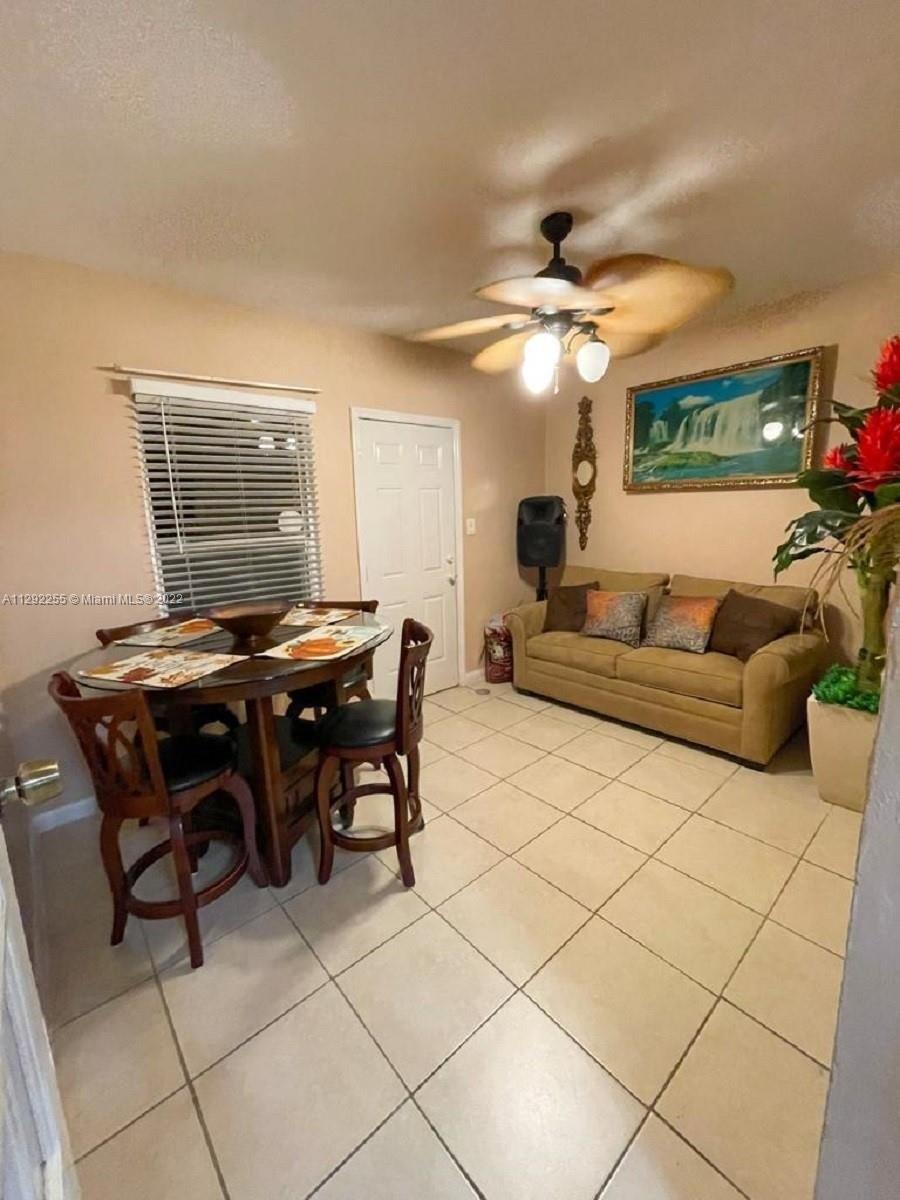 Ne 141st St, North Miami, FL 33161