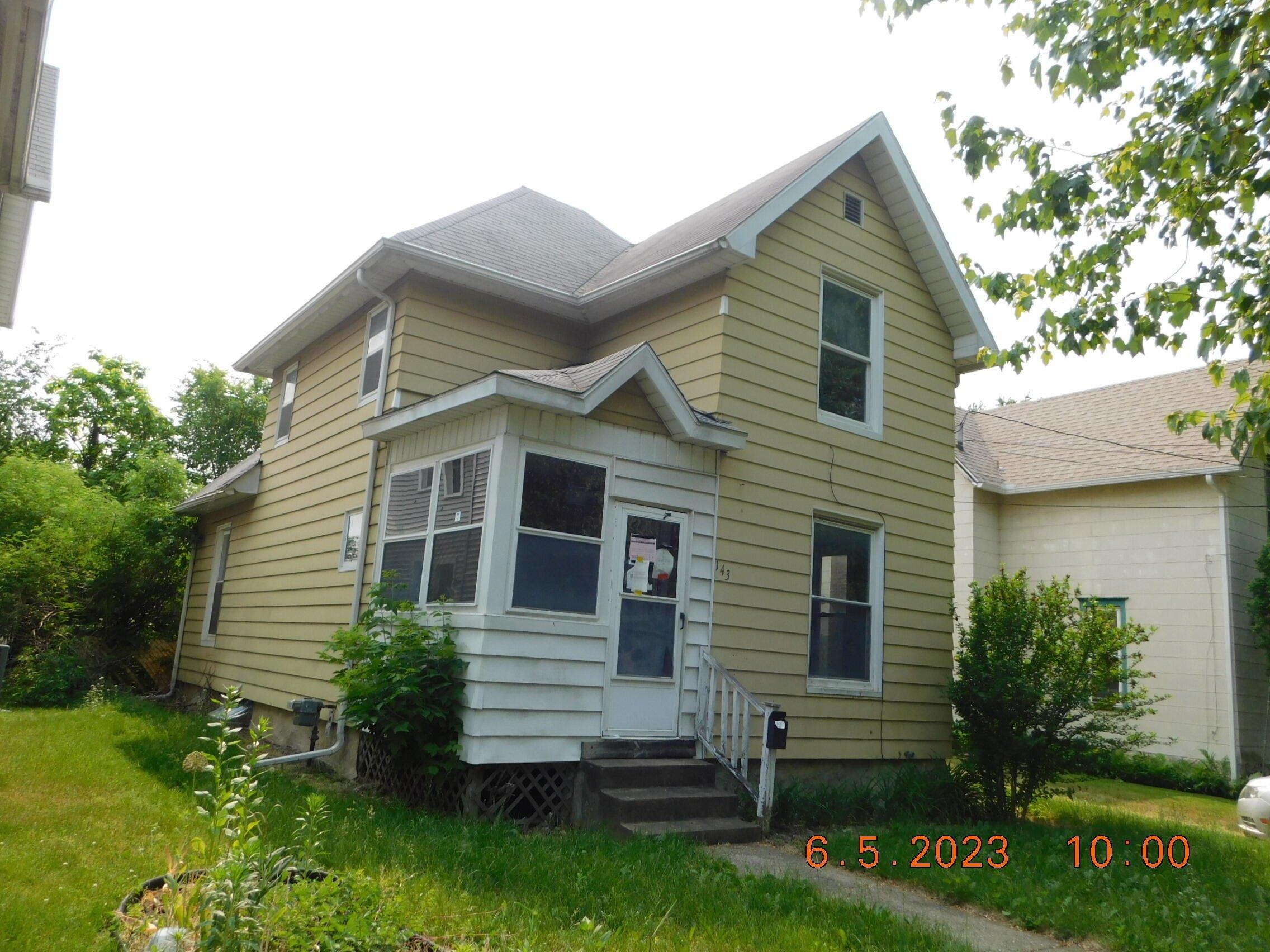 Bates St, Jackson, MI 49202