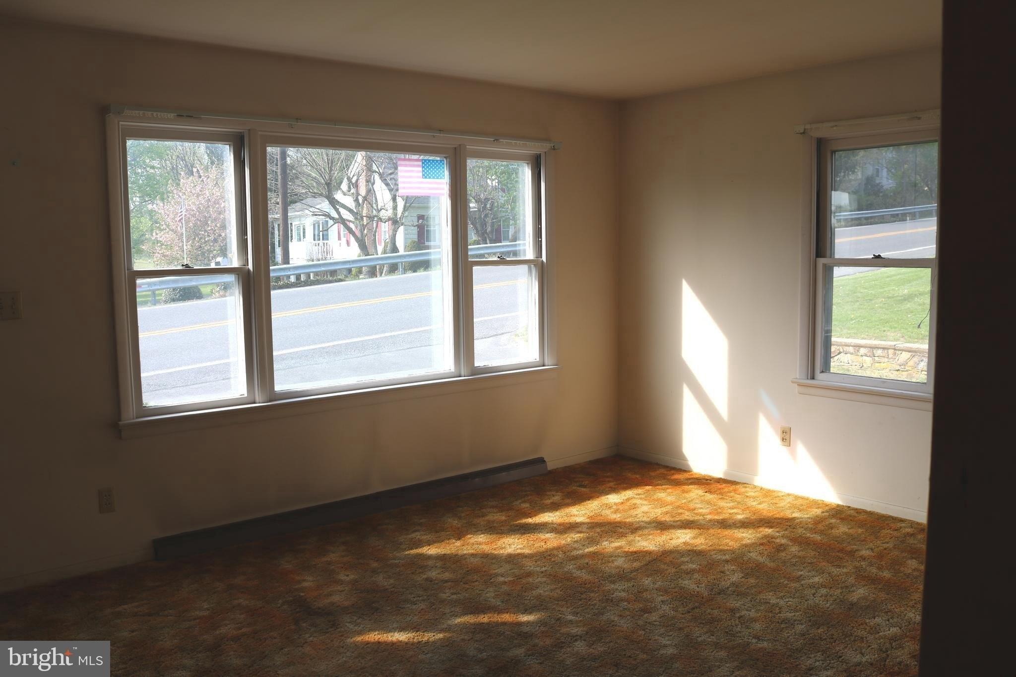 Tomstown Rd, Waynesboro, PA 17268