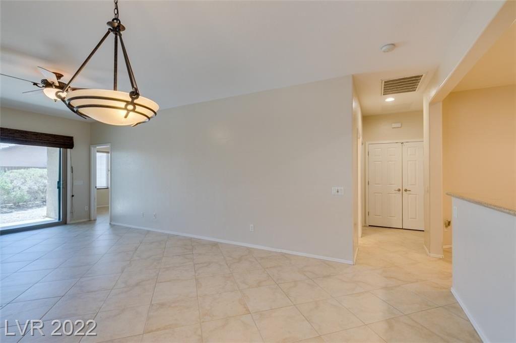 Falconer Ave, Las Vegas, NV 89122