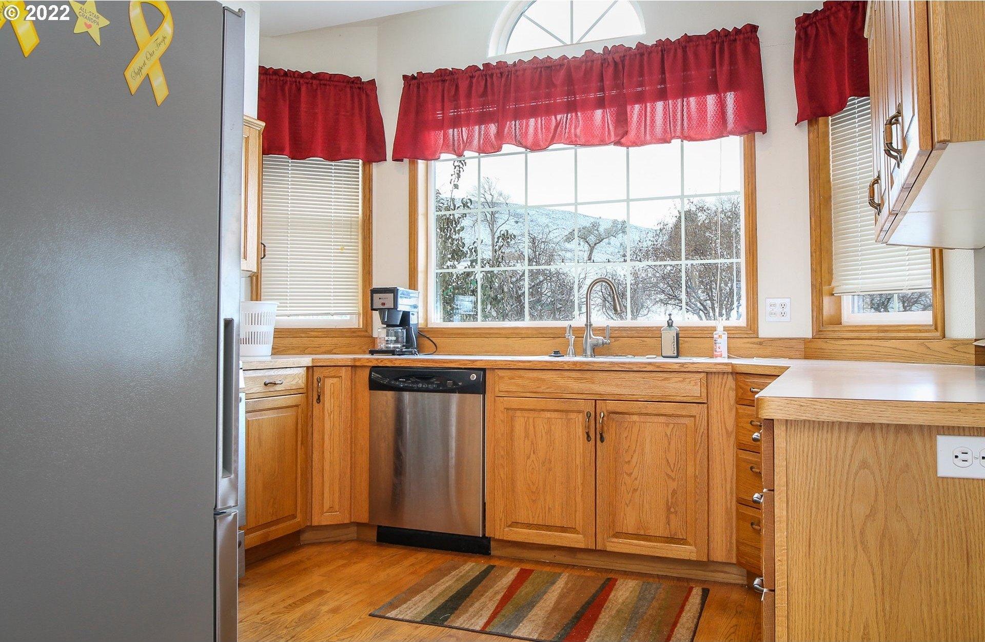 Foothill Dr, Baker City, OR 97814