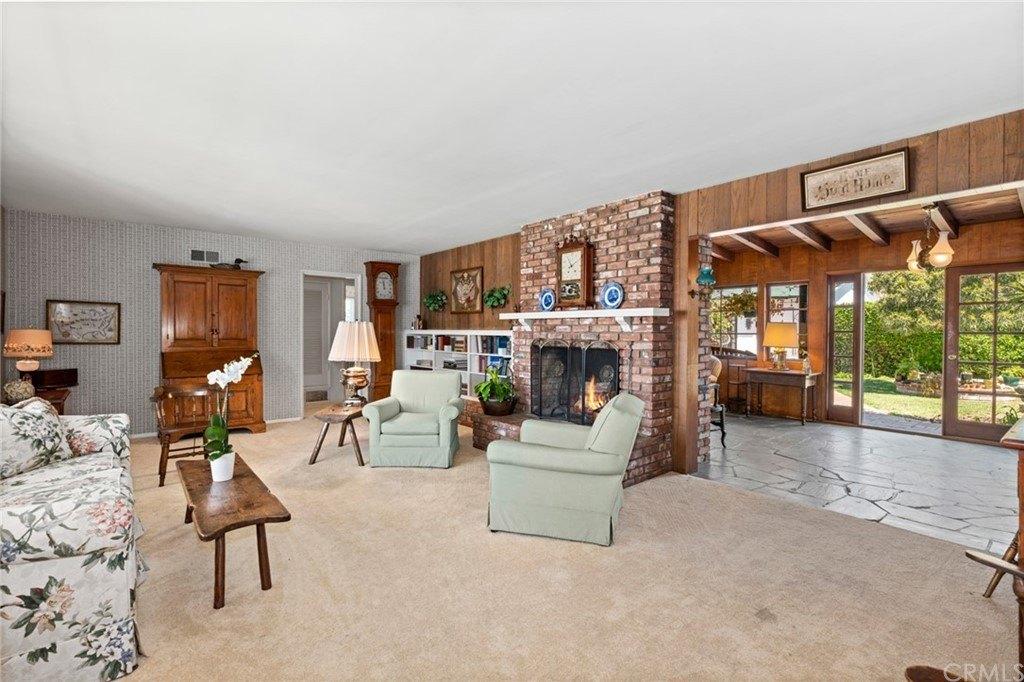 Dolphin Ter, Corona Del Mar, CA 92625