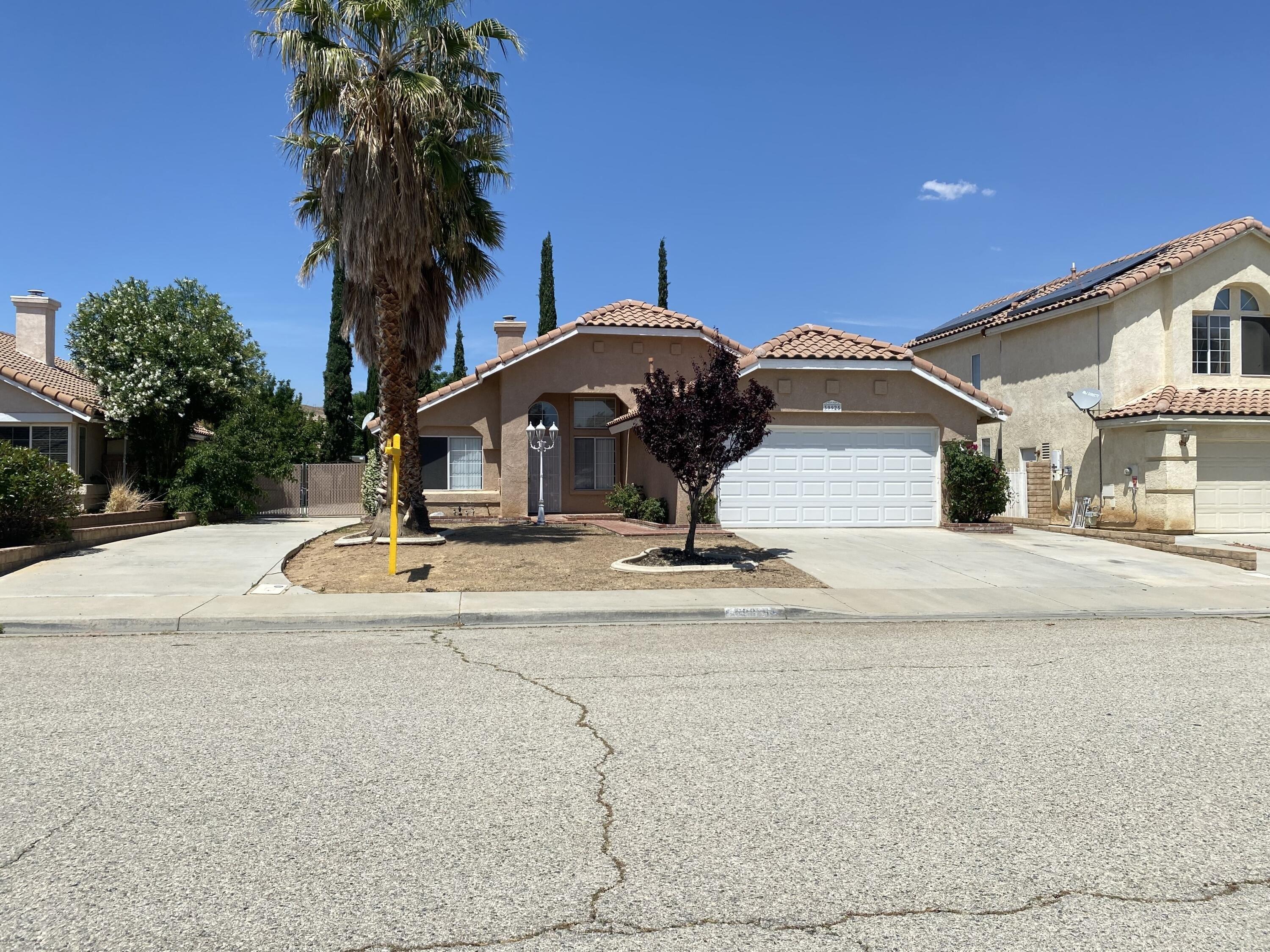 Milan Dr, Palmdale, CA 93551