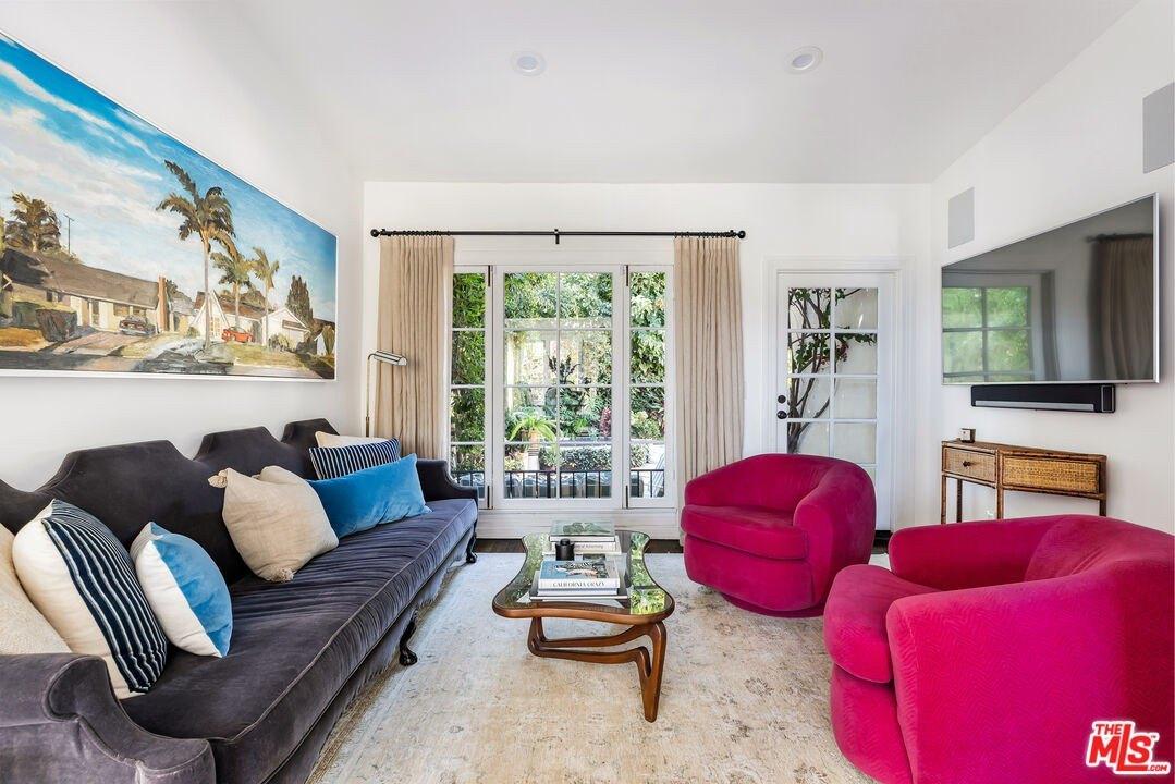 Marmont Ln, Los Angeles, CA 90069