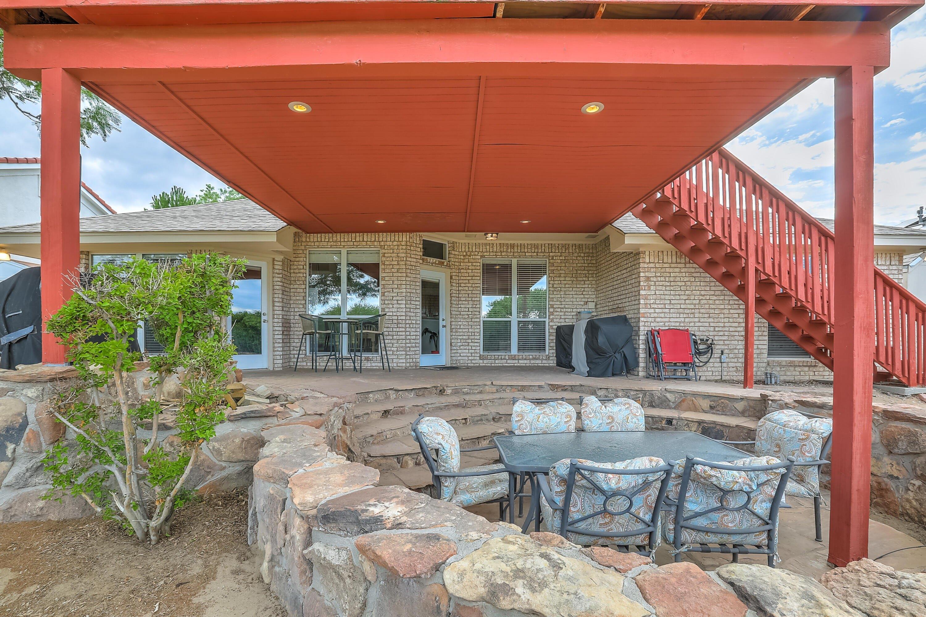 Vista Del Sur St Nw, Albuquerque, NM 87120