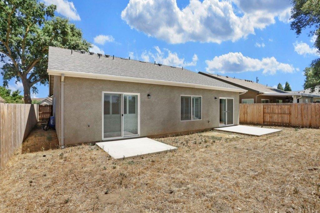 E Orchard View Ct, Lockeford, CA 95237