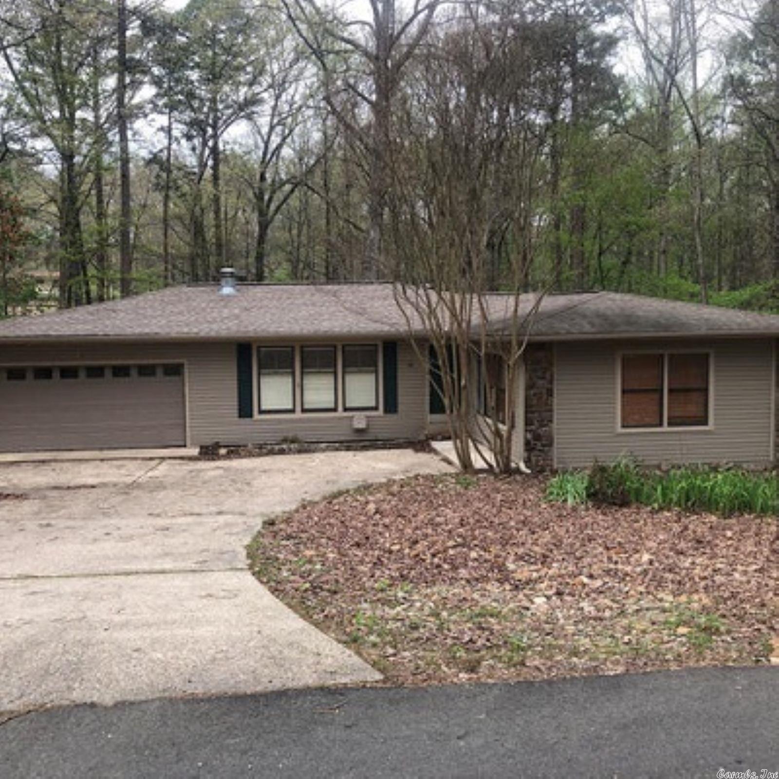 Pego Cir, Hot Springs Village, AR 71909