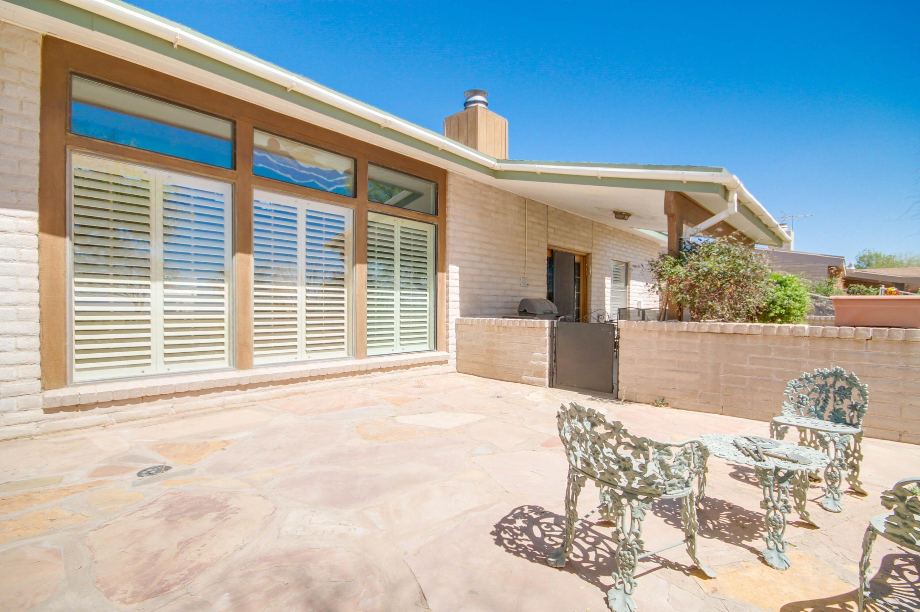 Tommy Aaron Dr, El Paso, TX 79936
