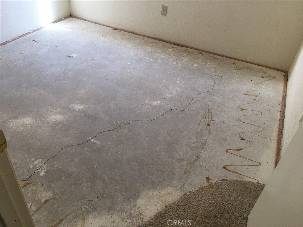 Madan St, Bakersfield, CA 93307