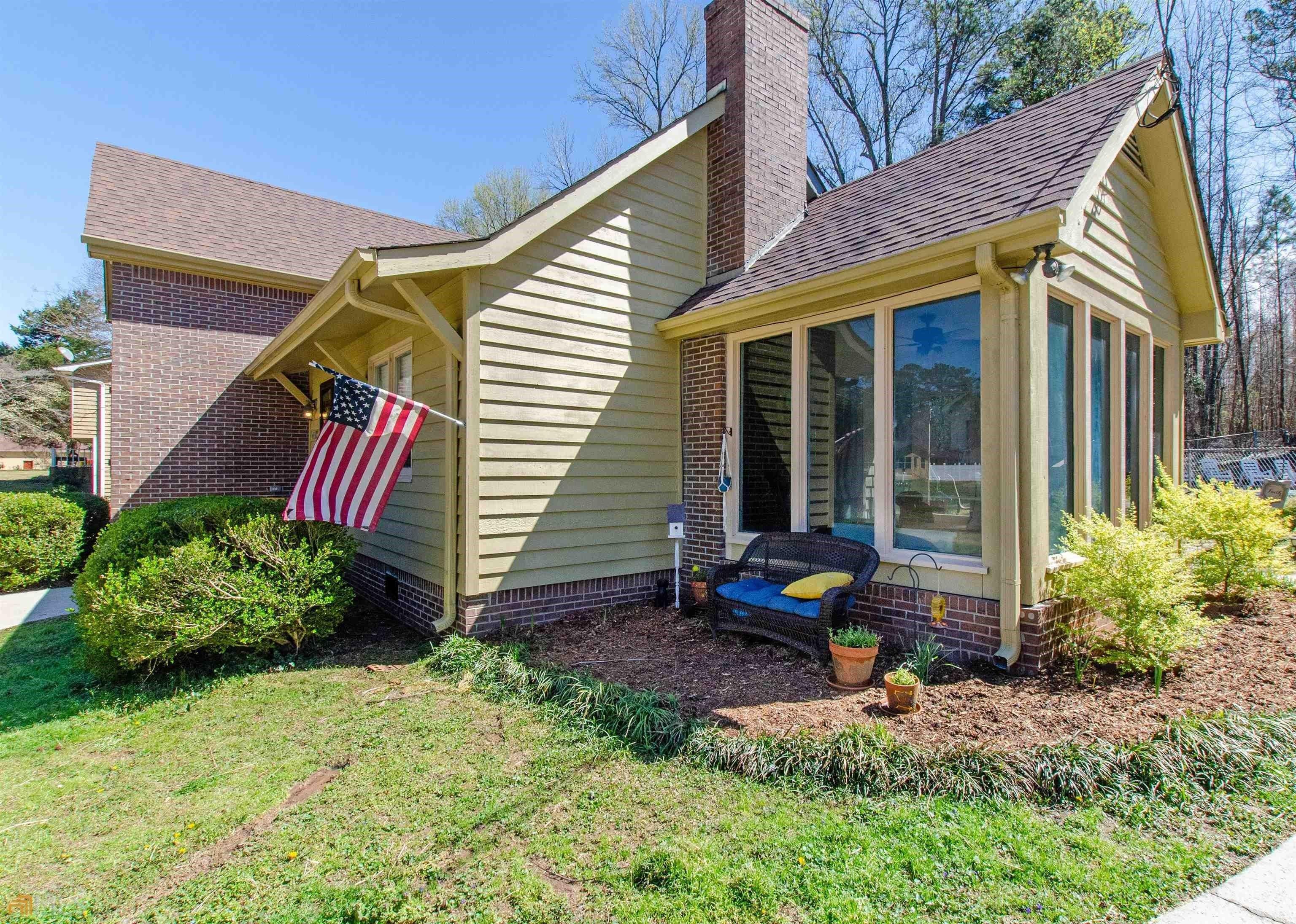 Laprade Rd, Griffin, GA 30223