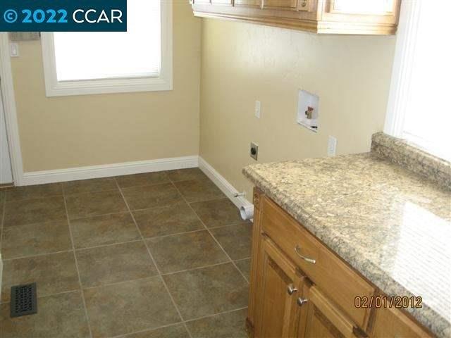 Brown St, Martinez, CA 94553