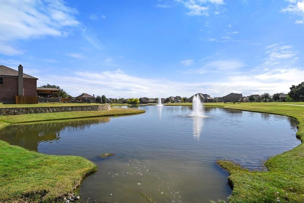 Water Oak Dr, Arlington, TX 76002