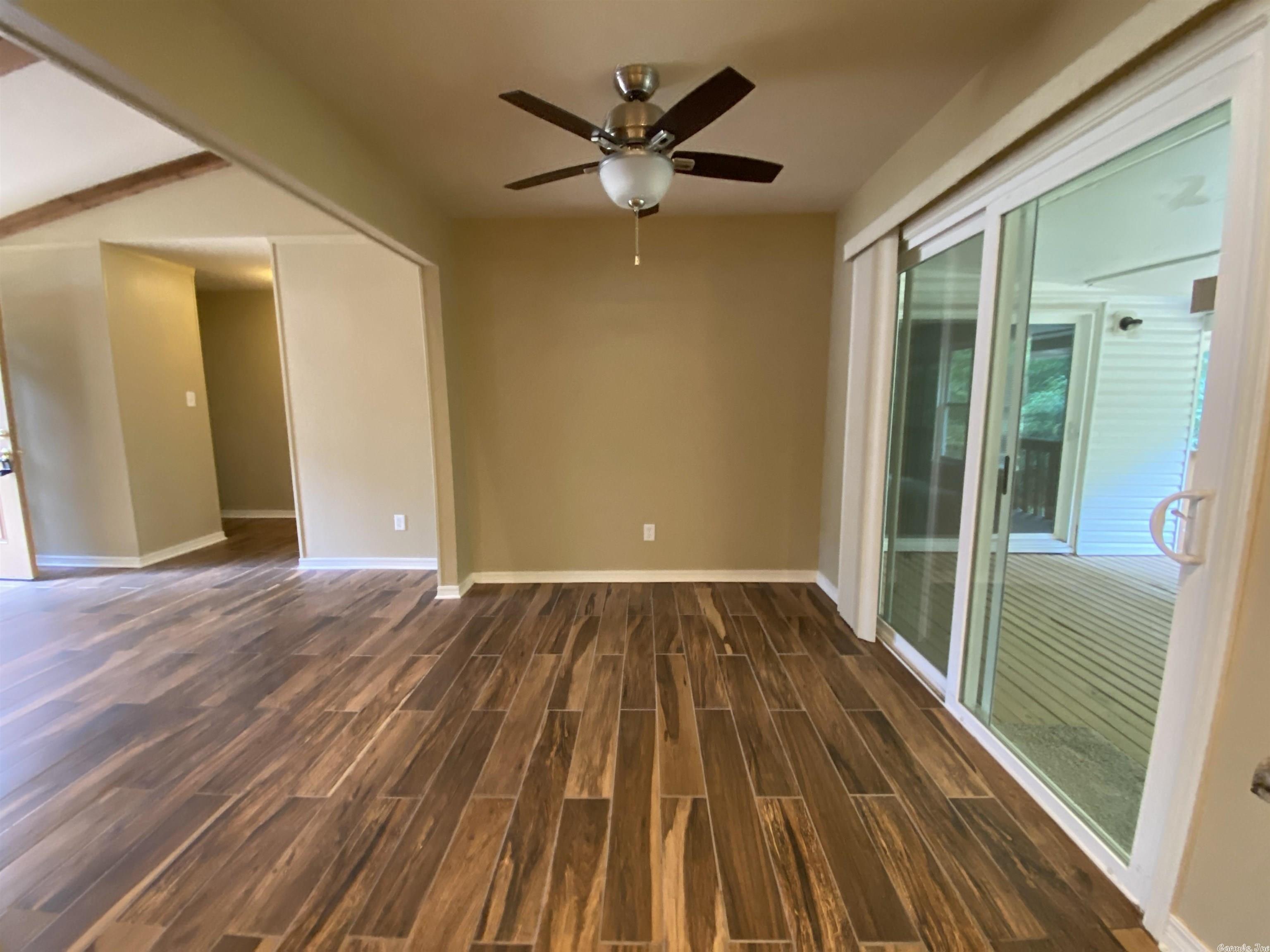 Dunn Hollow Dr, Fairfield Bay, AR 72088