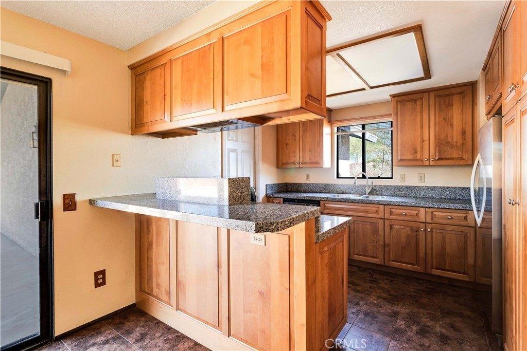 Lupine Ave, Twentynine Palms, CA 92277