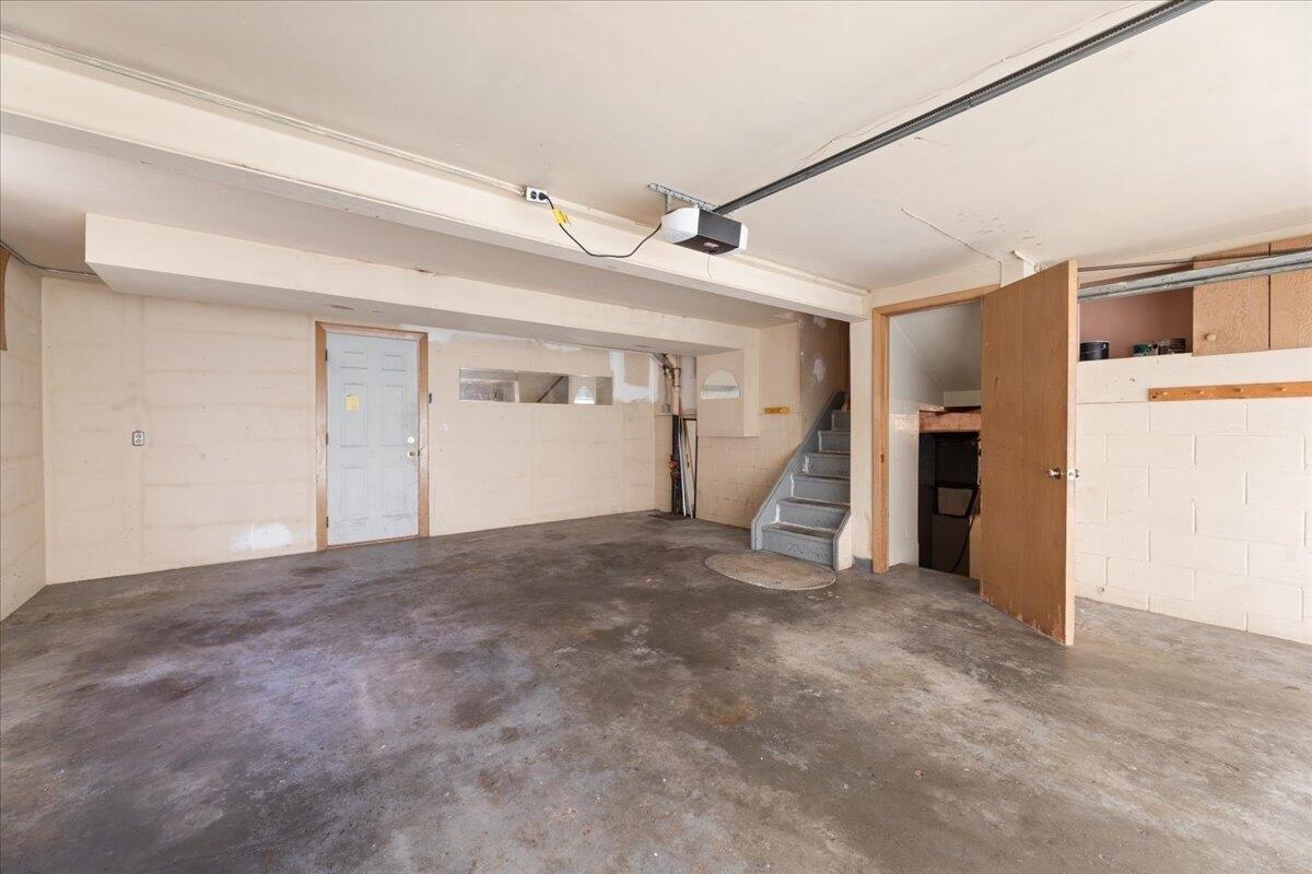 Lori Ln, Council Bluffs, IA 51503