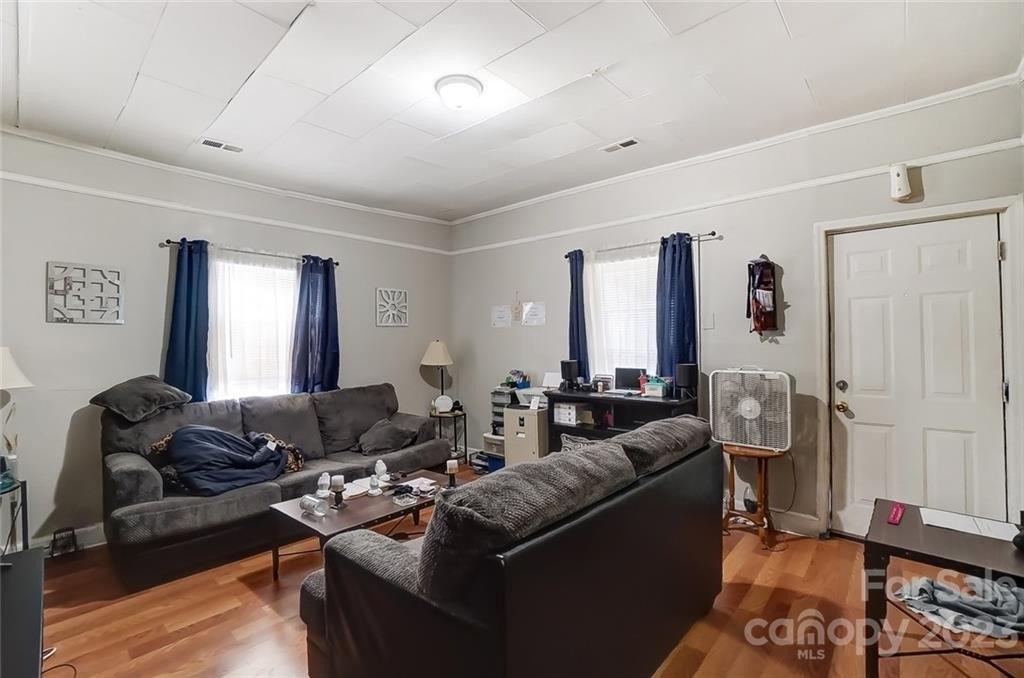 S Dalton St, Gastonia, NC 28052