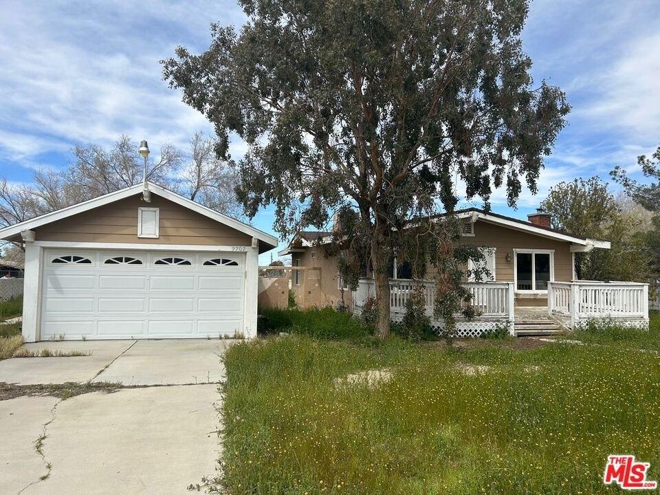 E Avenue S4, Littlerock, CA 93543