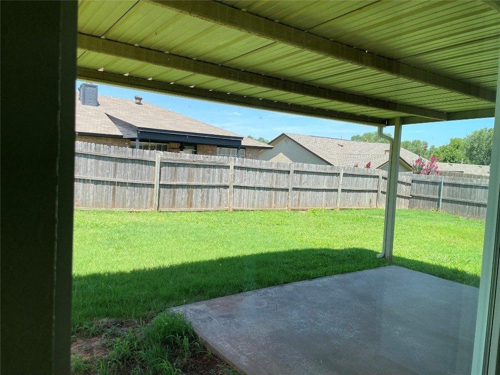 Cimarron Trl, Choctaw, OK 73020