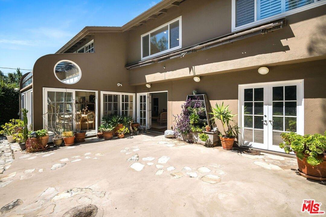 S Beverly Dr, Los Angeles, CA 90034