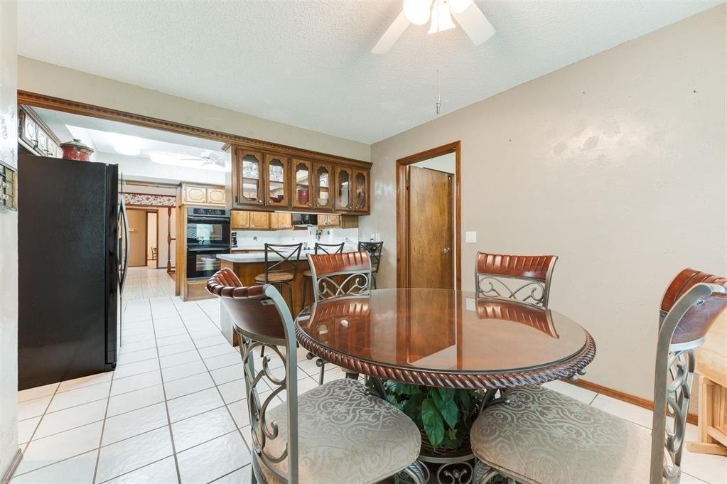 Lea Ct, Edmond, OK 73013