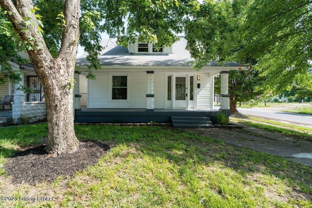 W Jefferson St, Louisville, KY 40212