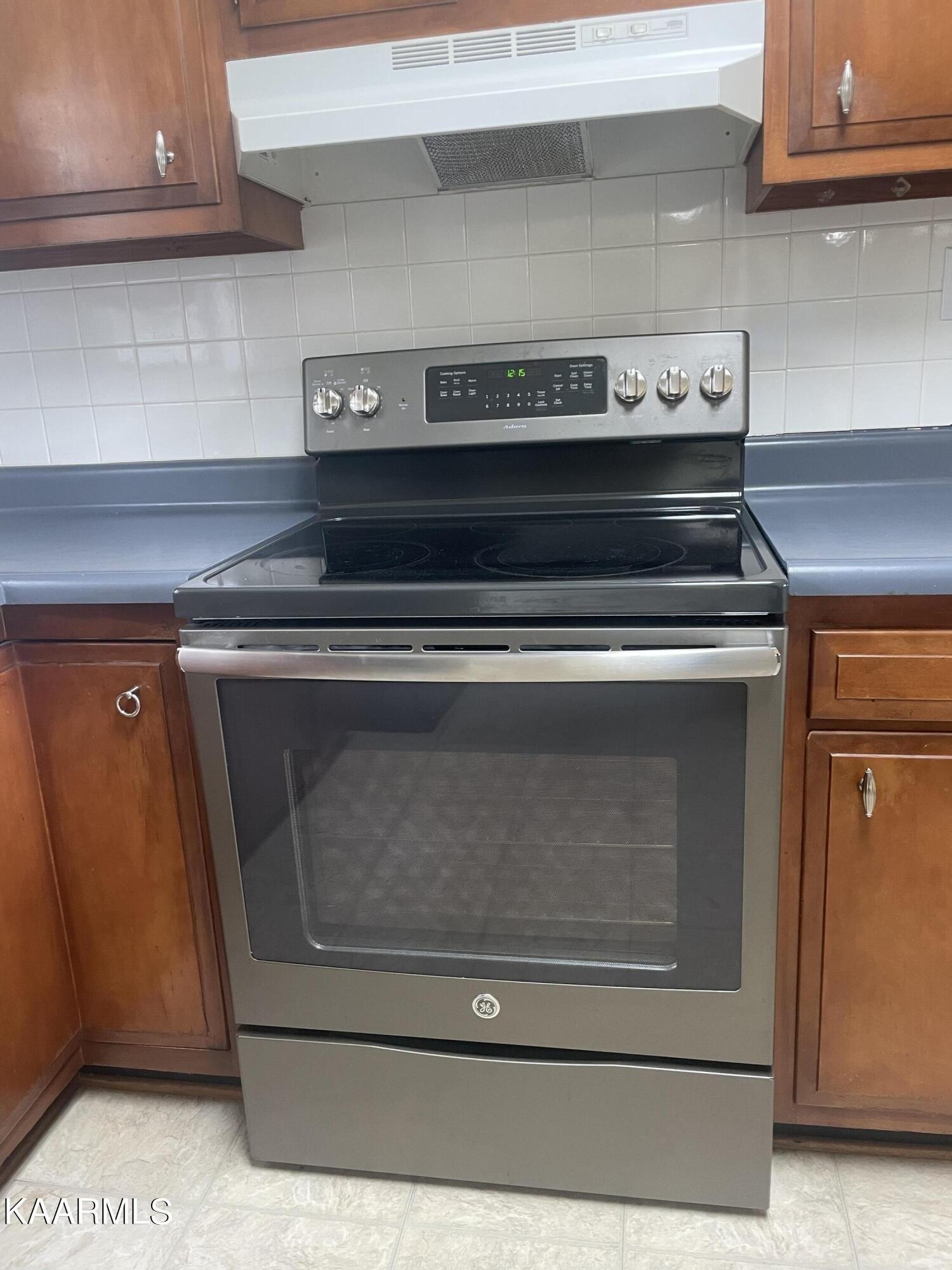Ocoee Dr, Maryville, TN 37801