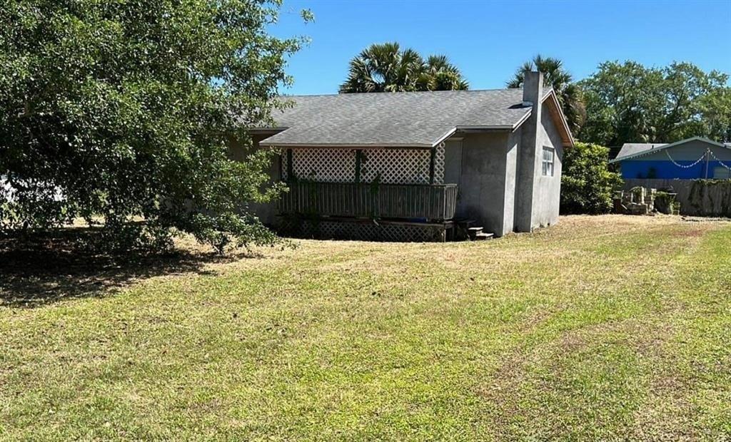 Pear Ave, Sanford, FL 32771