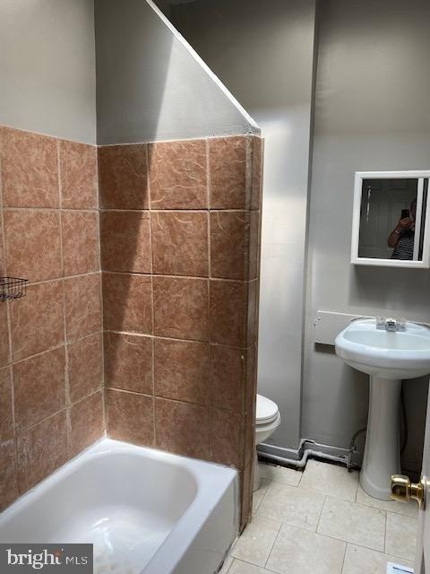 Elmora Ave, Baltimore, MD 21213