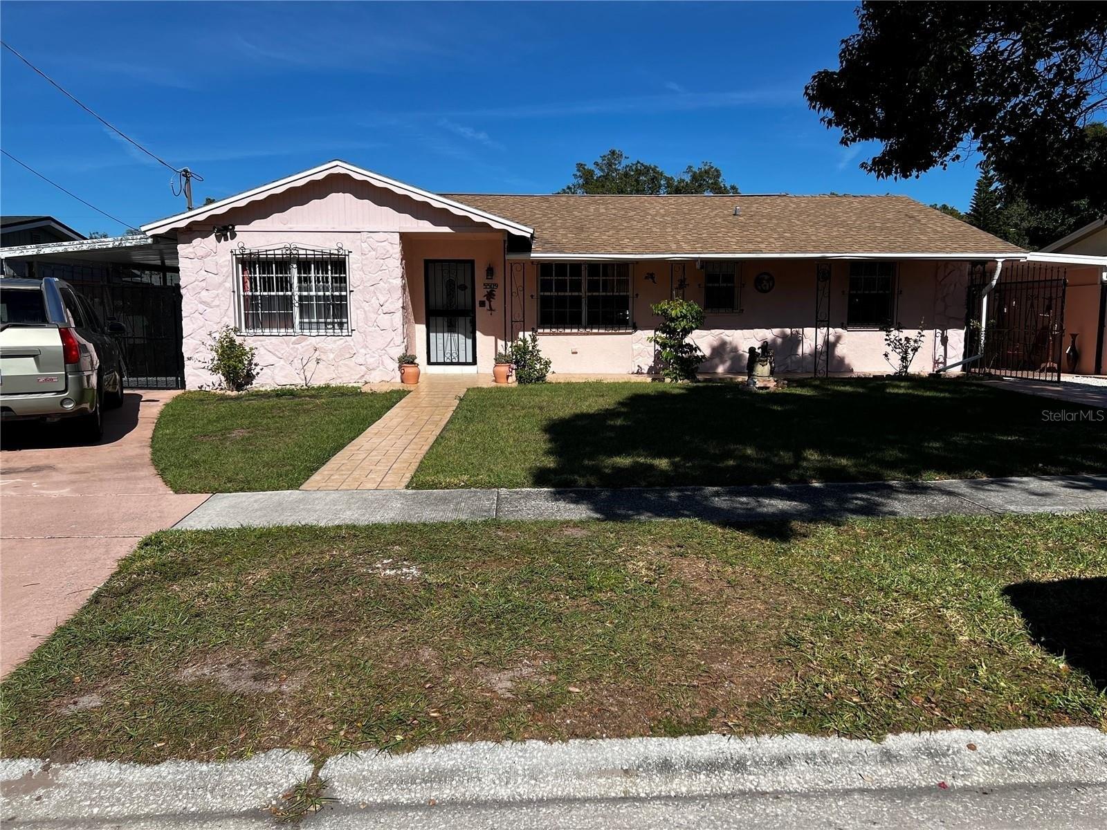 W Burke St, Tampa, FL 33614