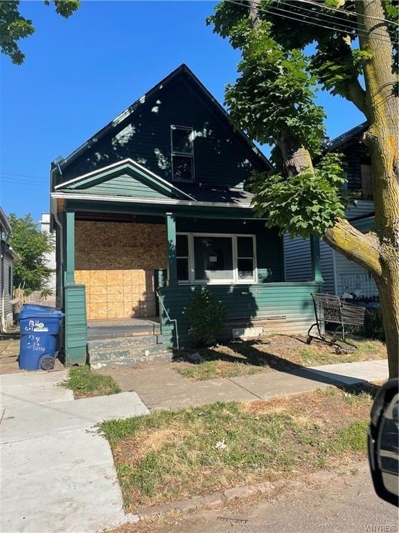 Gelston St, Buffalo, NY 14213