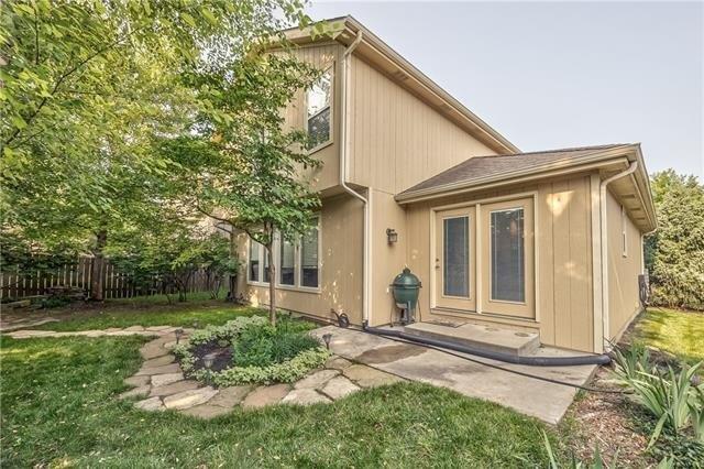 Ironwood Dr, Leavenworth, KS 66048