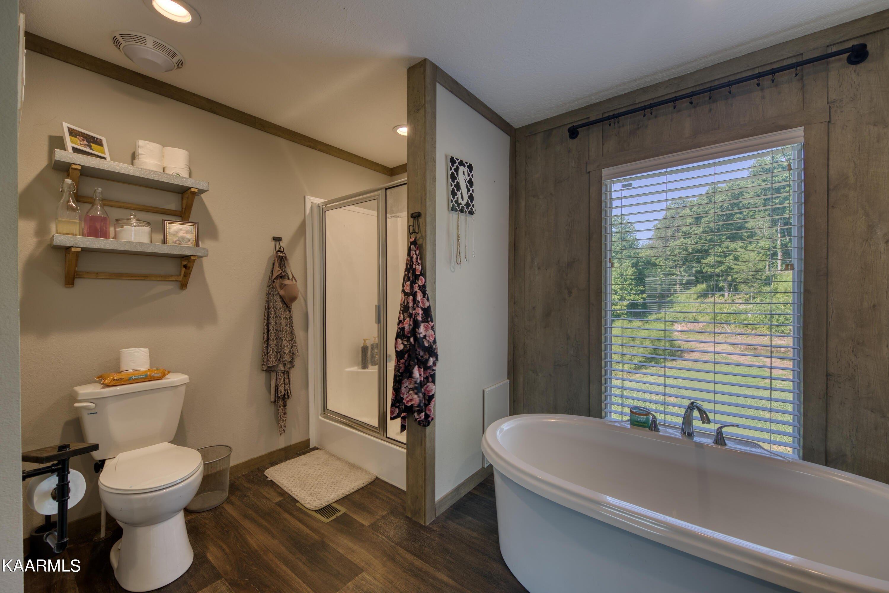 Bales Rd, Knoxville, TN 37914