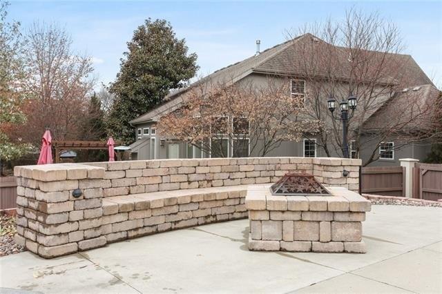 Nw 80th Ter, Kansas City, MO 64151
