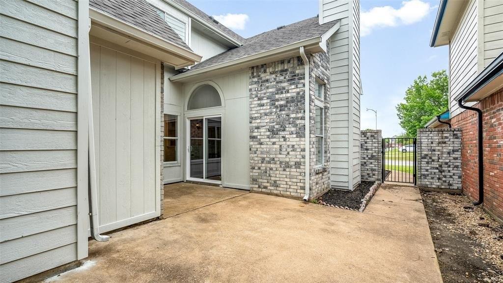 Driffield Cir W, North Richland Hills, TX 76182
