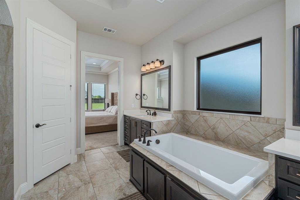 Stonewall Dr, Waxahachie, TX 75167