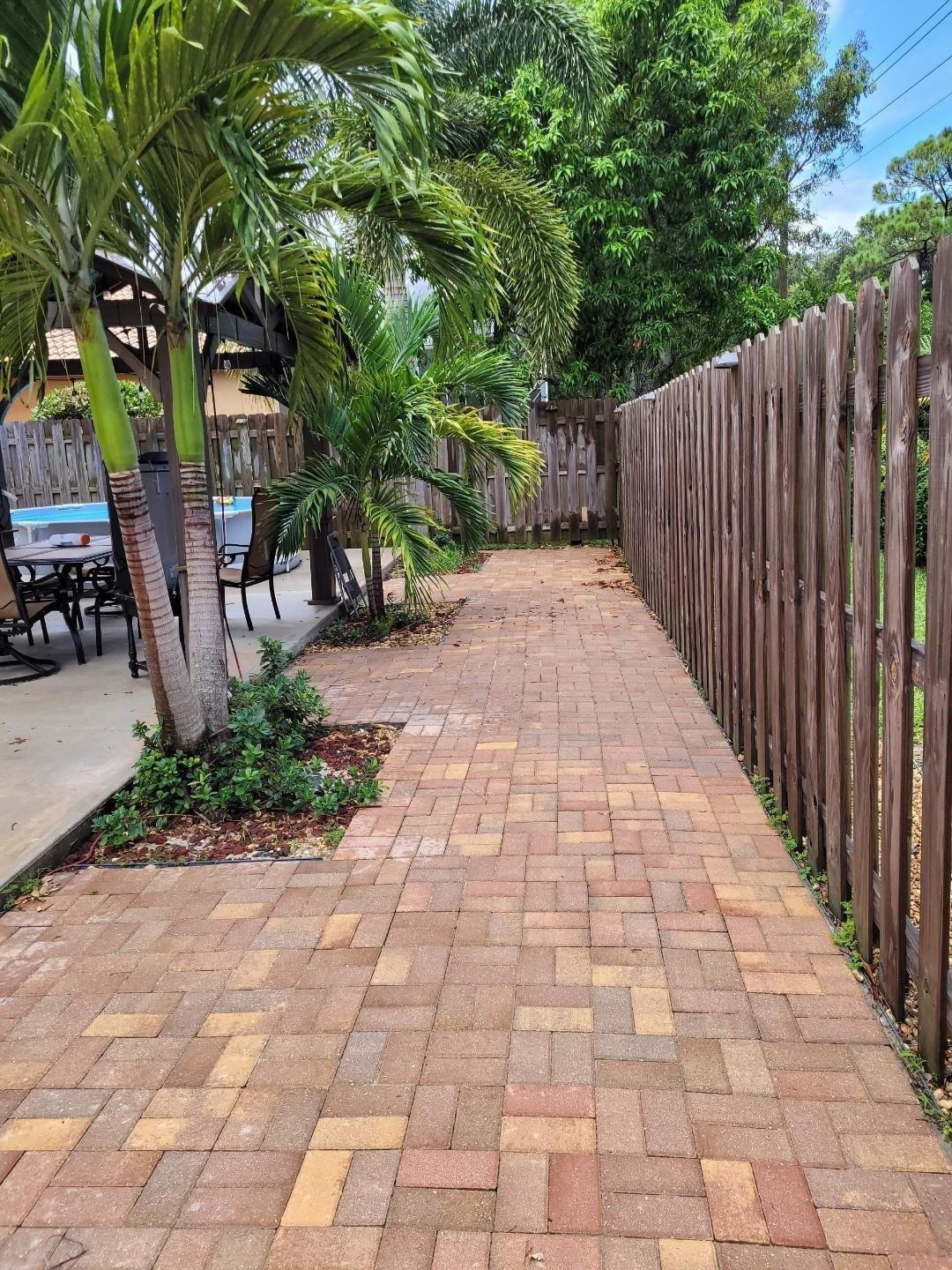 Colony Palm Dr, Boynton Beach, FL 33436