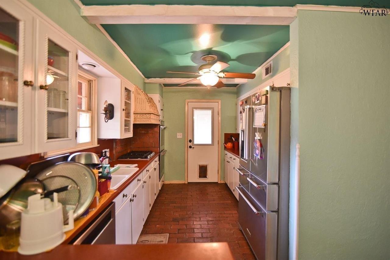 Sarasue Ln, Wichita Falls, TX 76302