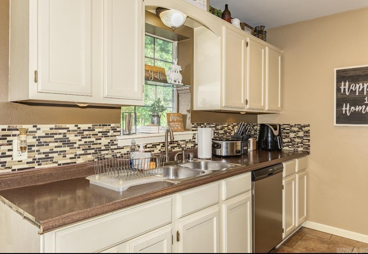 Cottontail Ln, Alexander, AR 72002