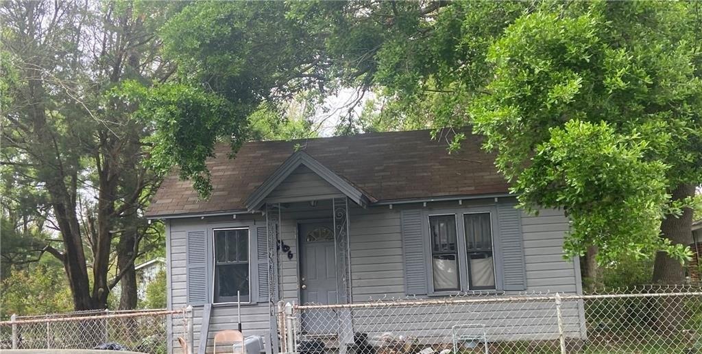 10th Ave, Chickasaw, AL 36611