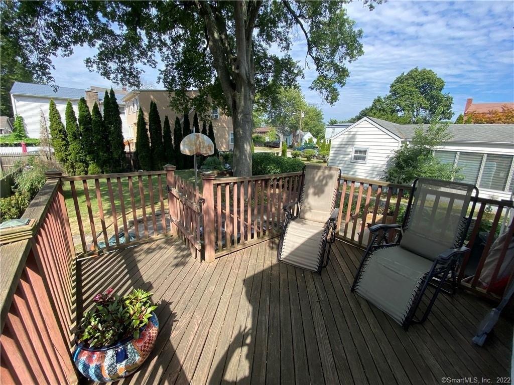 Van Buskirk Ave, Stamford, CT 06902