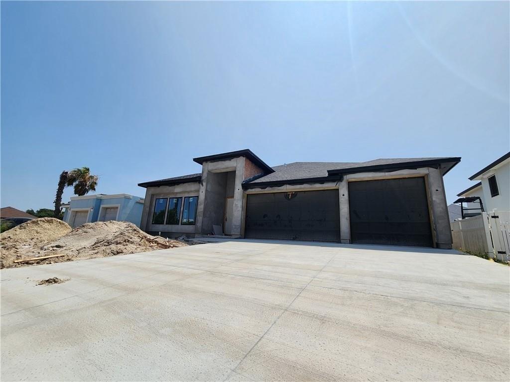 Sabre Dr, Corpus Christi, TX 78418