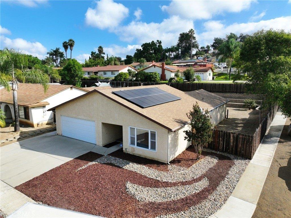 Debra Ln, Vista, CA 92084